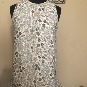 Cute loft dress size small